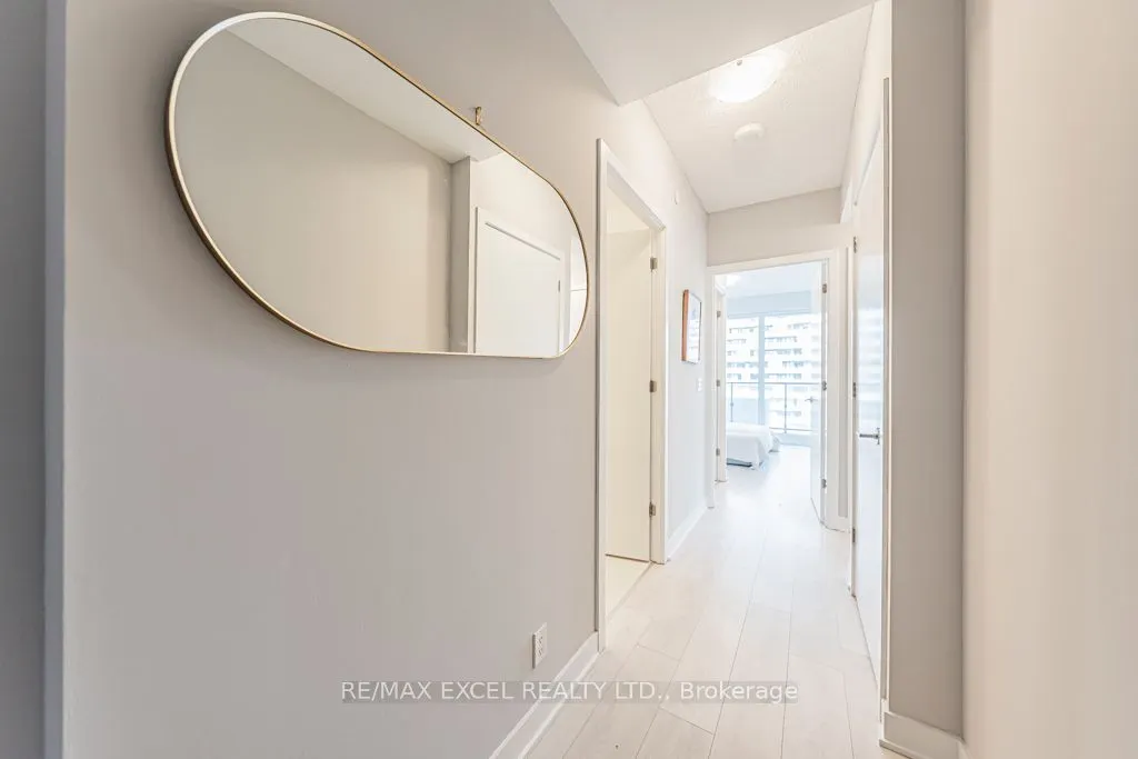 2221 Yonge Street, #1302