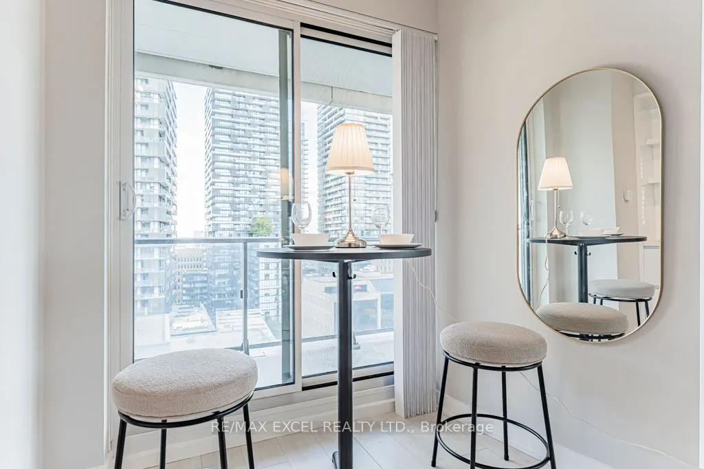 2221 Yonge Street, #1302