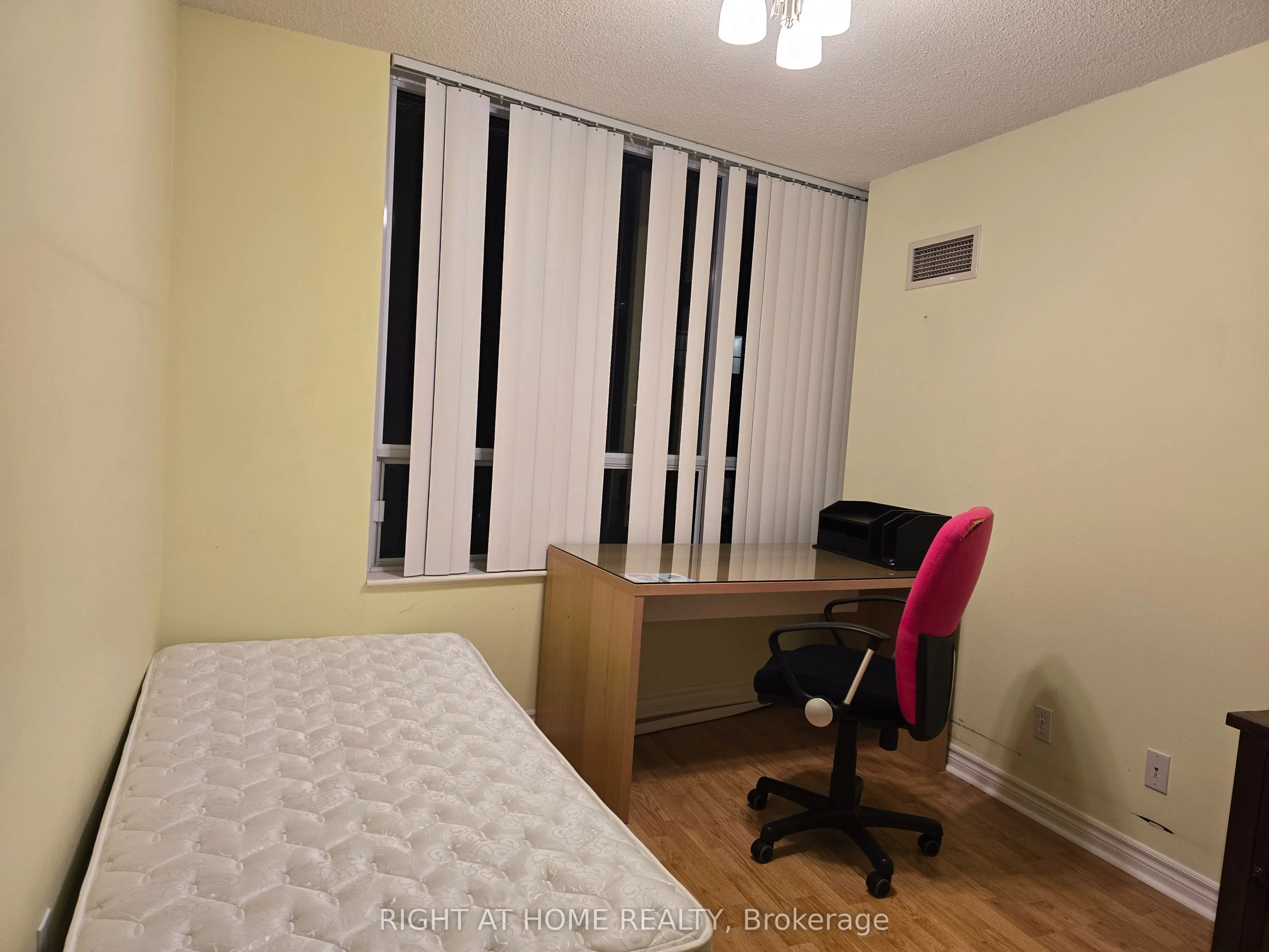 18 Spring Garden Avenue, #3310