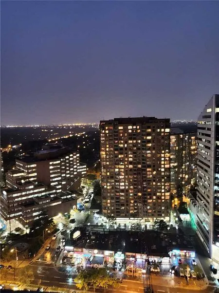 18 Spring Garden Avenue, #3310