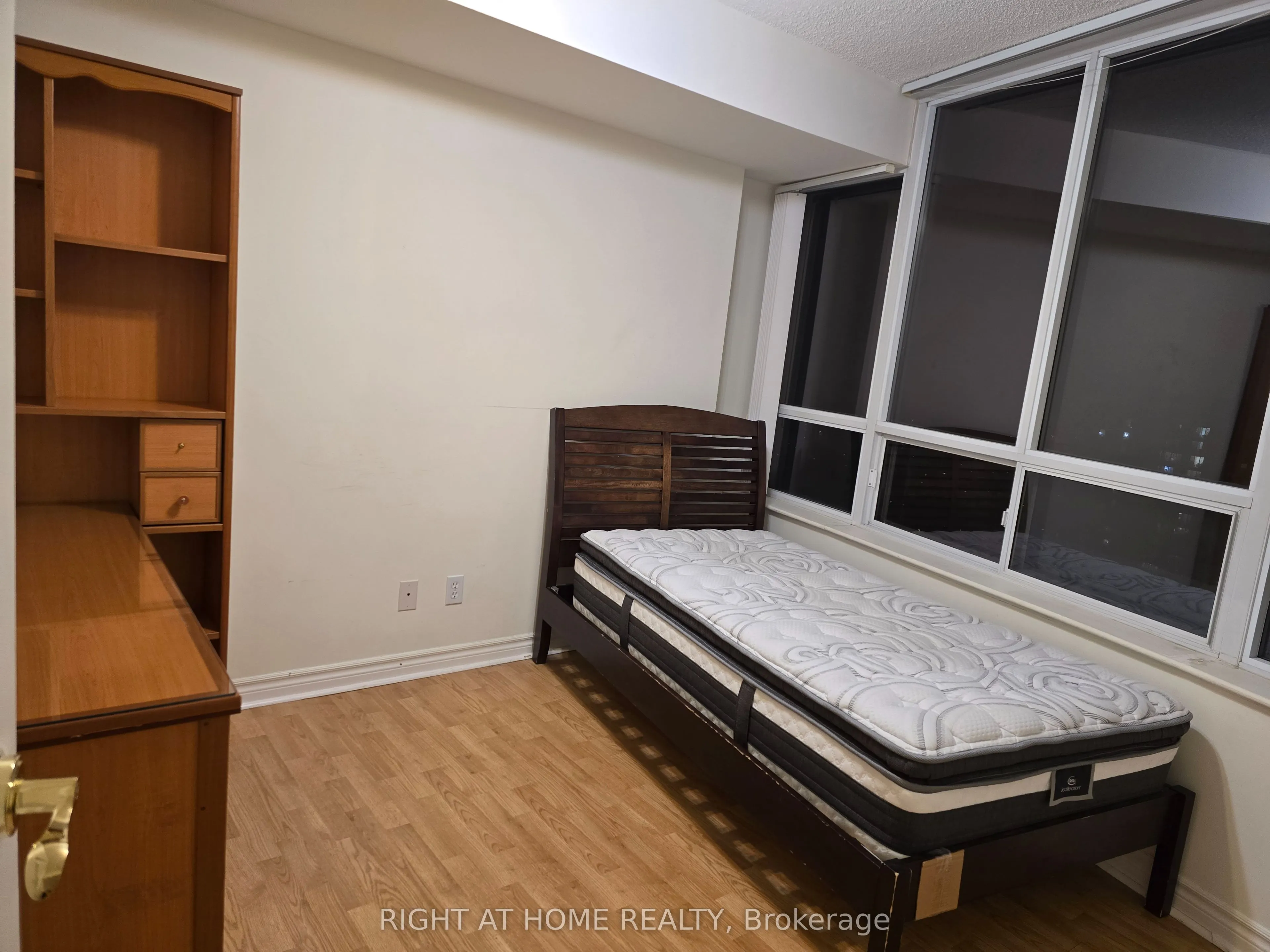 18 Spring Garden Avenue, #3310