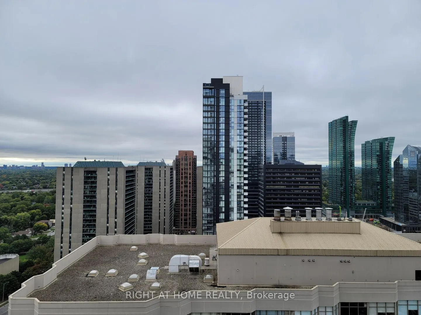 18 Spring Garden Avenue, #3310