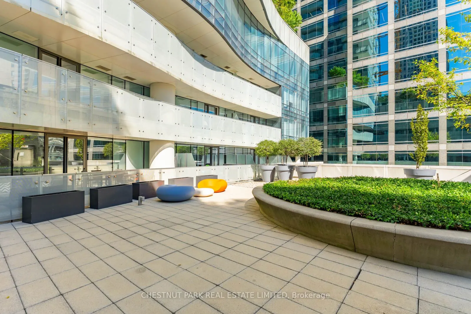 1 Bloor Street E, #303