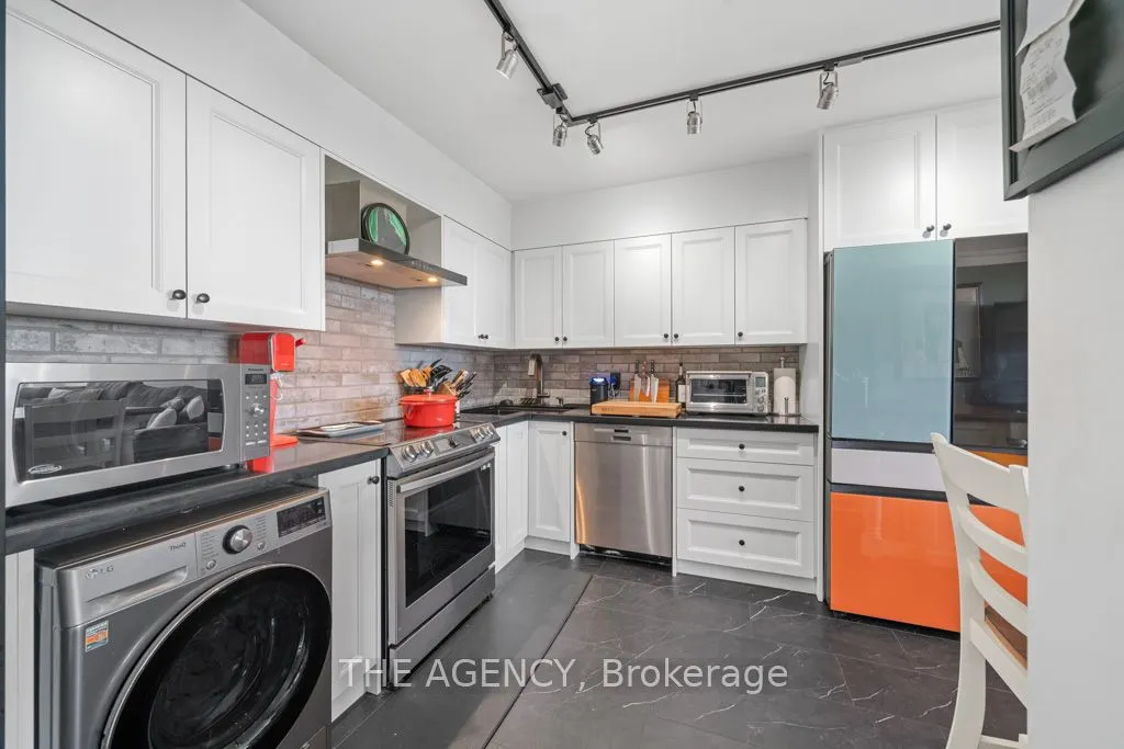 5949 Yonge Street, #1207