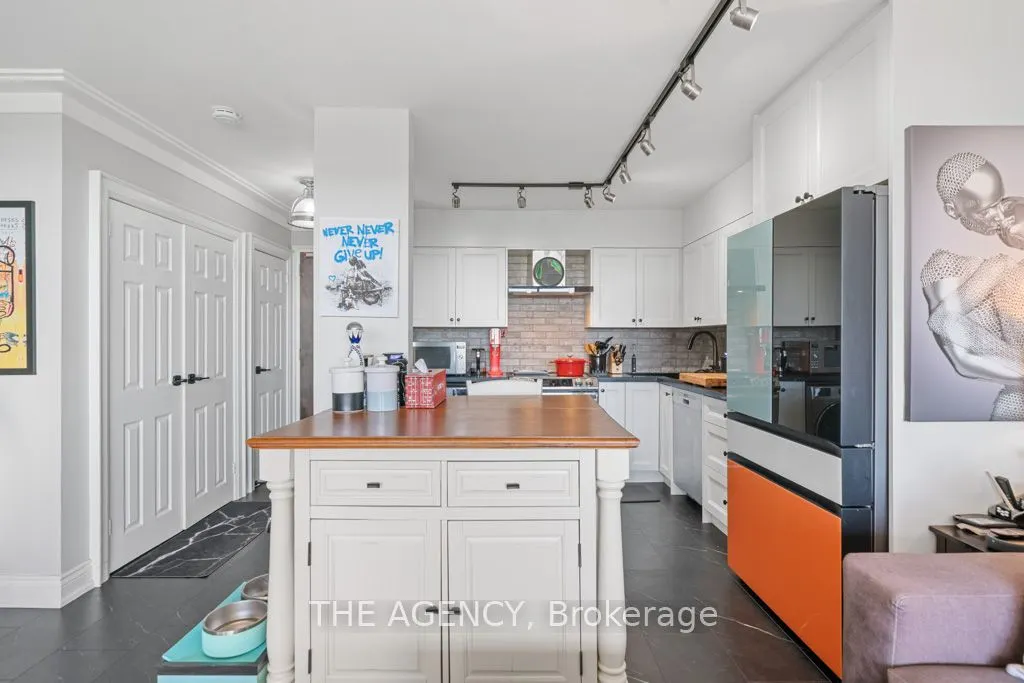 5949 Yonge Street, #1207