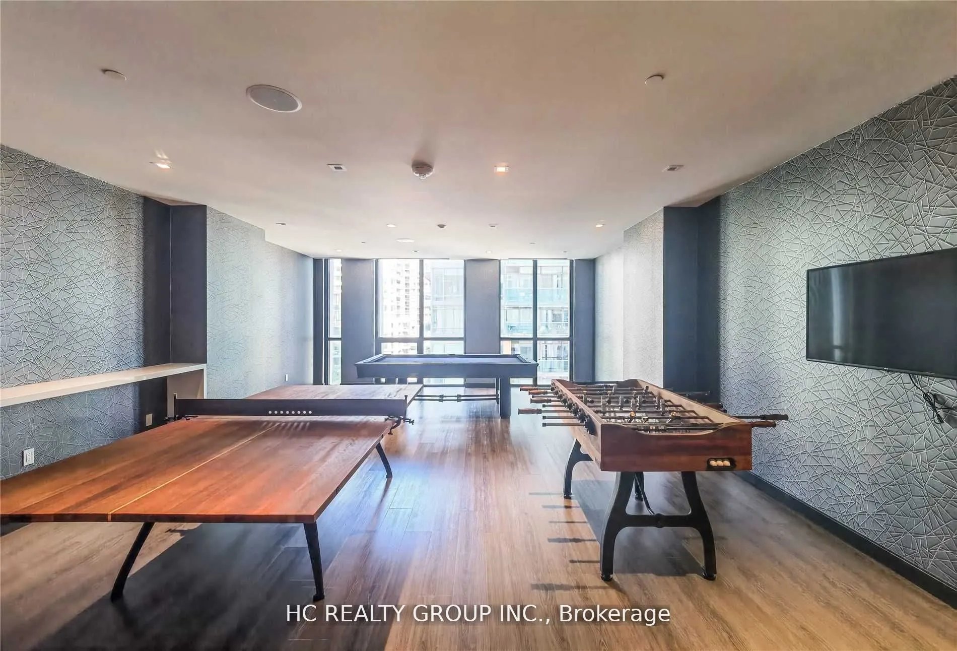 1 Yorkville Avenue, #4001