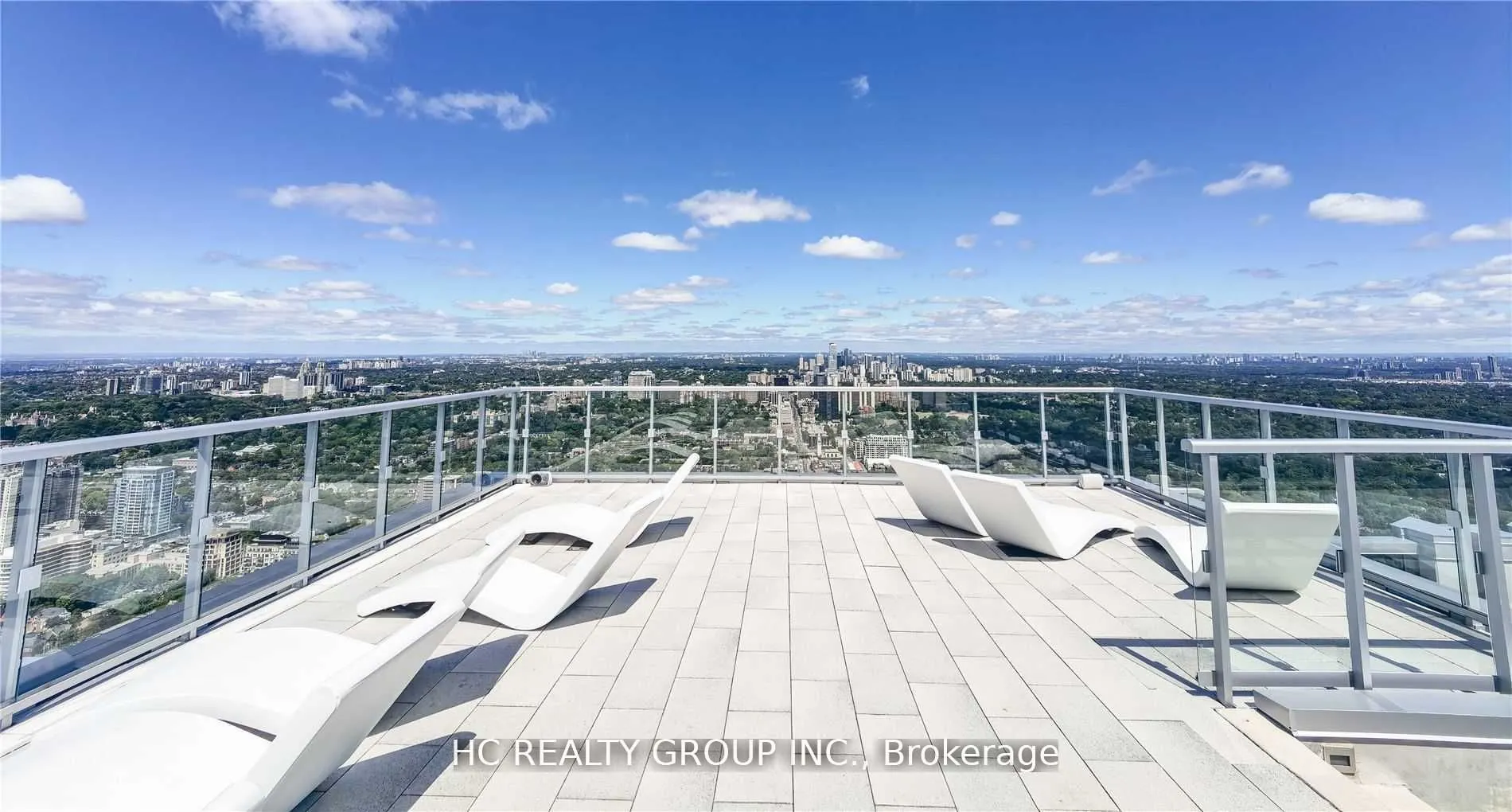 1 Yorkville Avenue, #4001