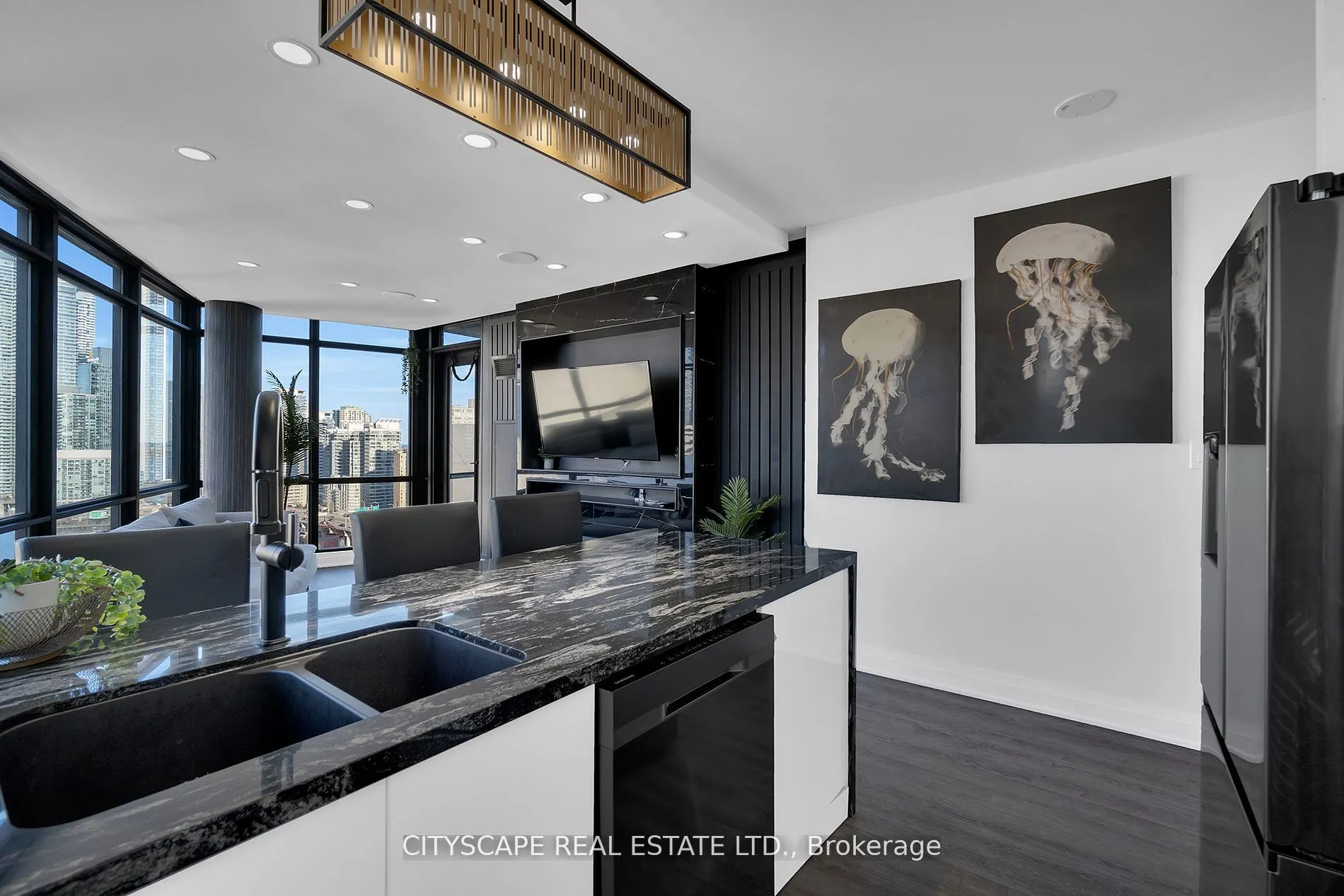 3 Navy Wharf Court N, #2308