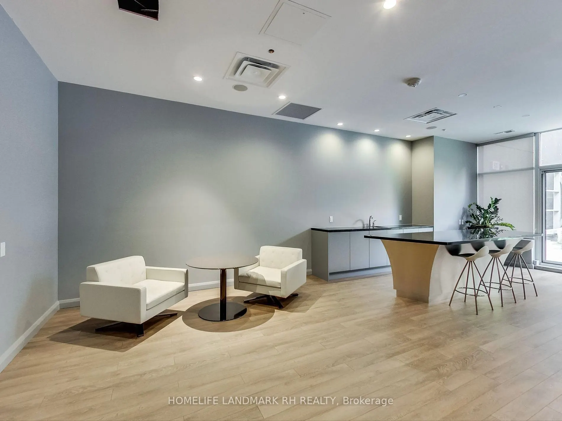 155 Yorkville Avenue, #2315