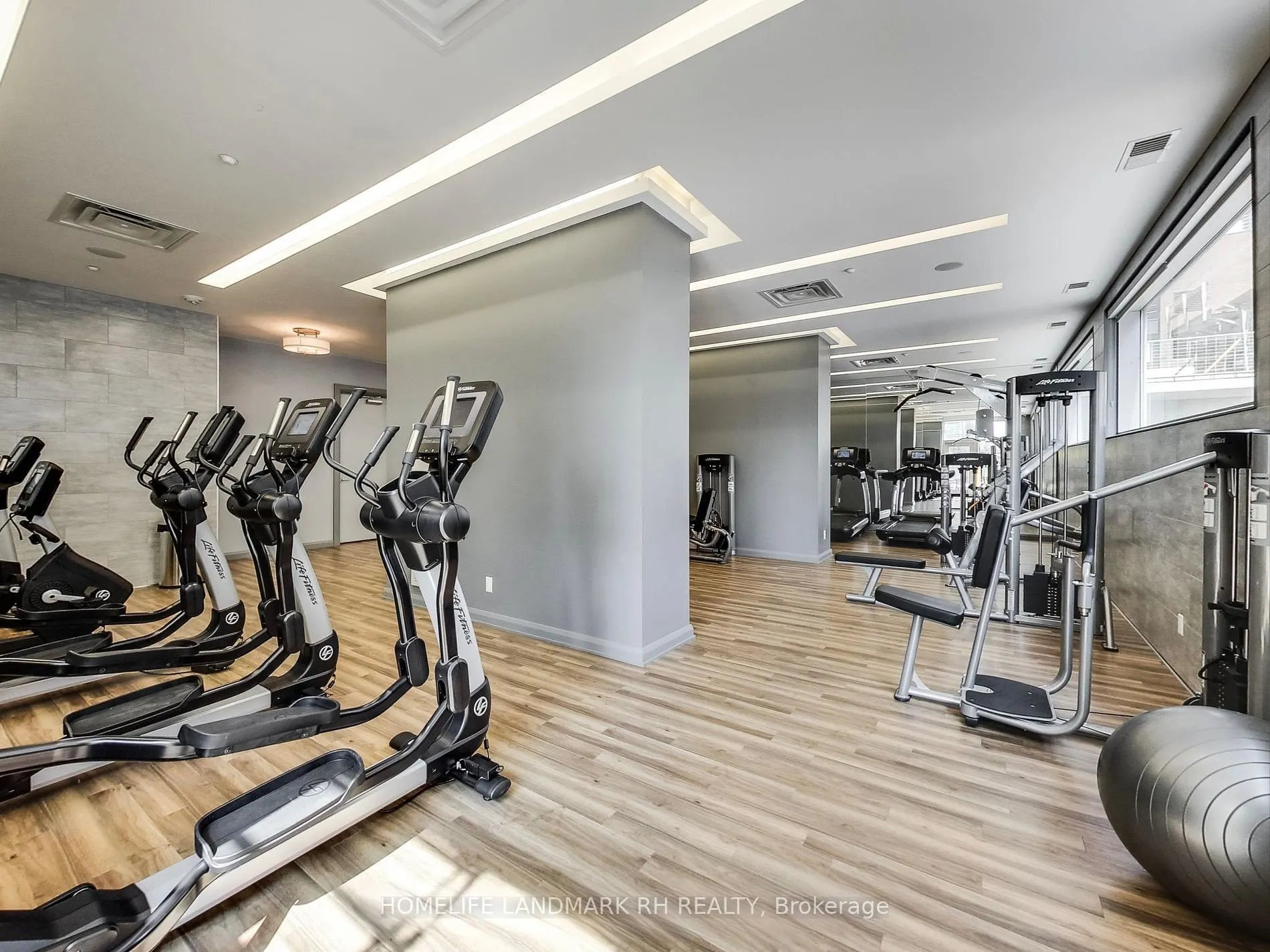 155 Yorkville Avenue, #2315