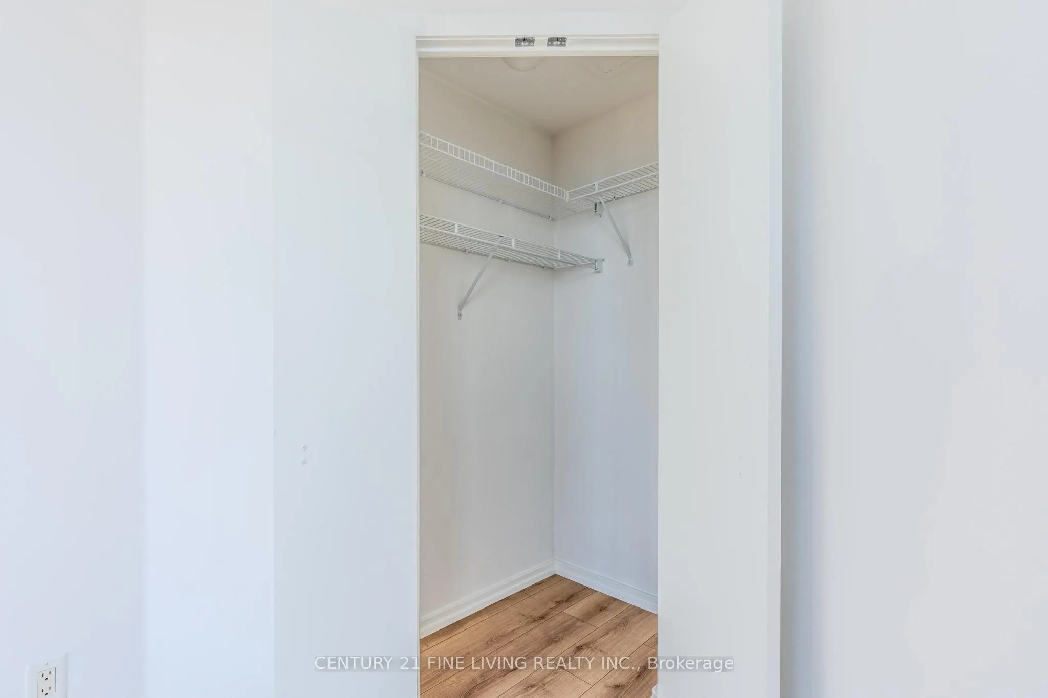 208 Queens Quay W, #2407