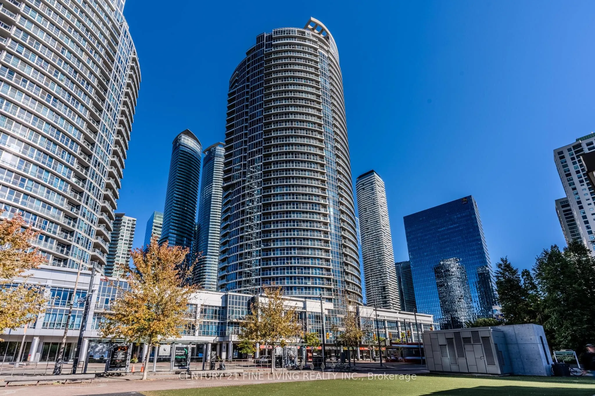 208 Queens Quay W, #2407