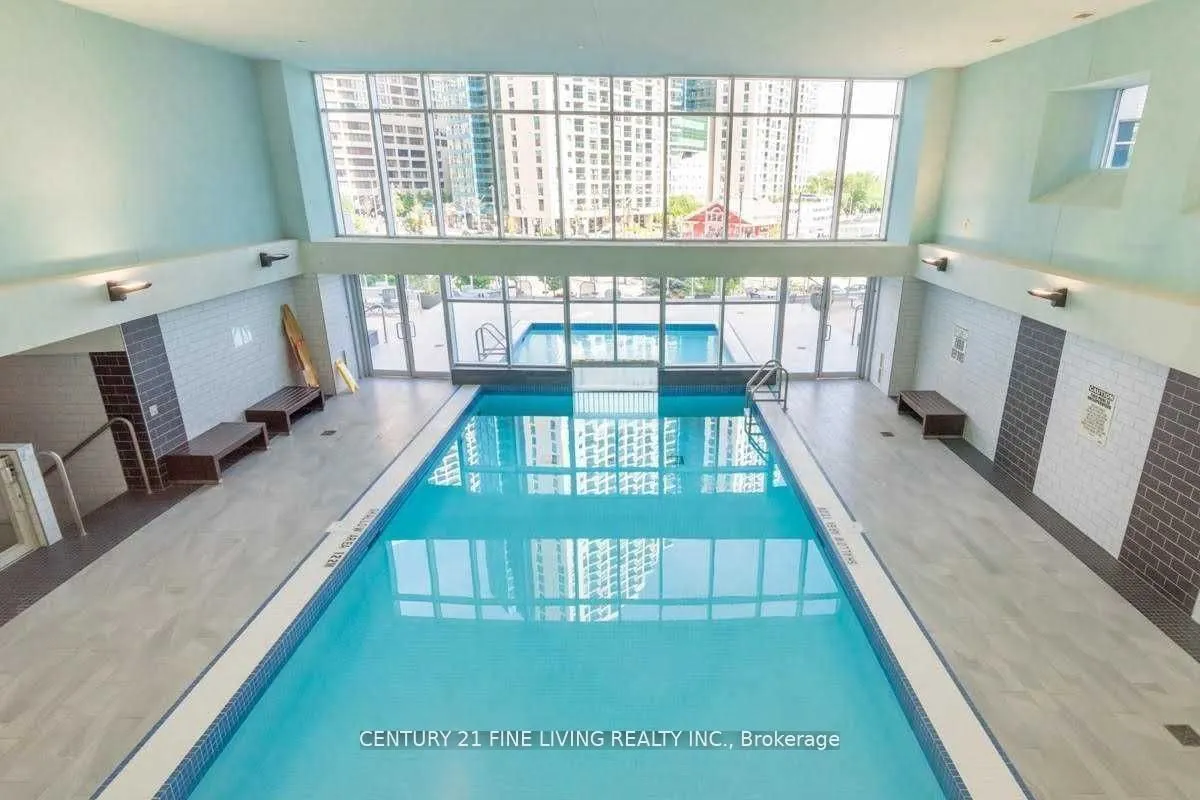 208 Queens Quay W, #2407