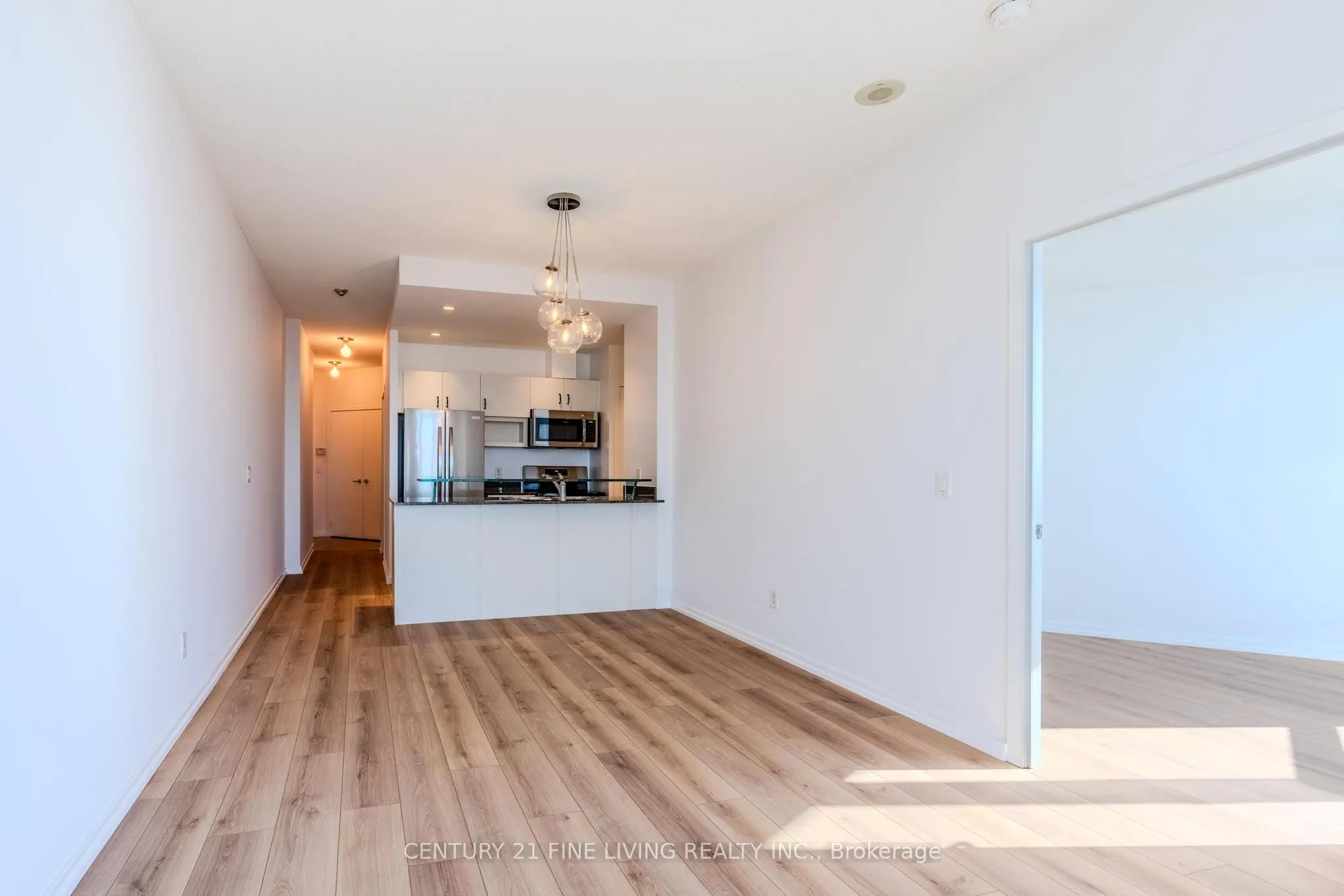 208 Queens Quay W, #2407