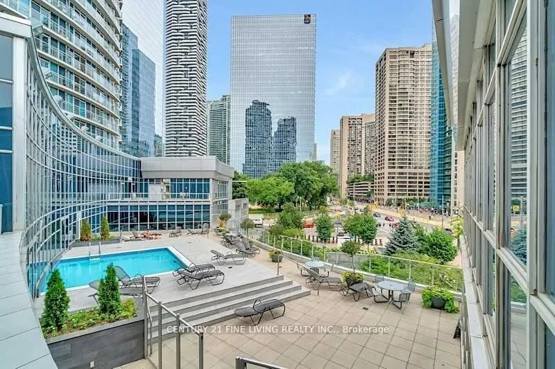 208 Queens Quay W, #2407