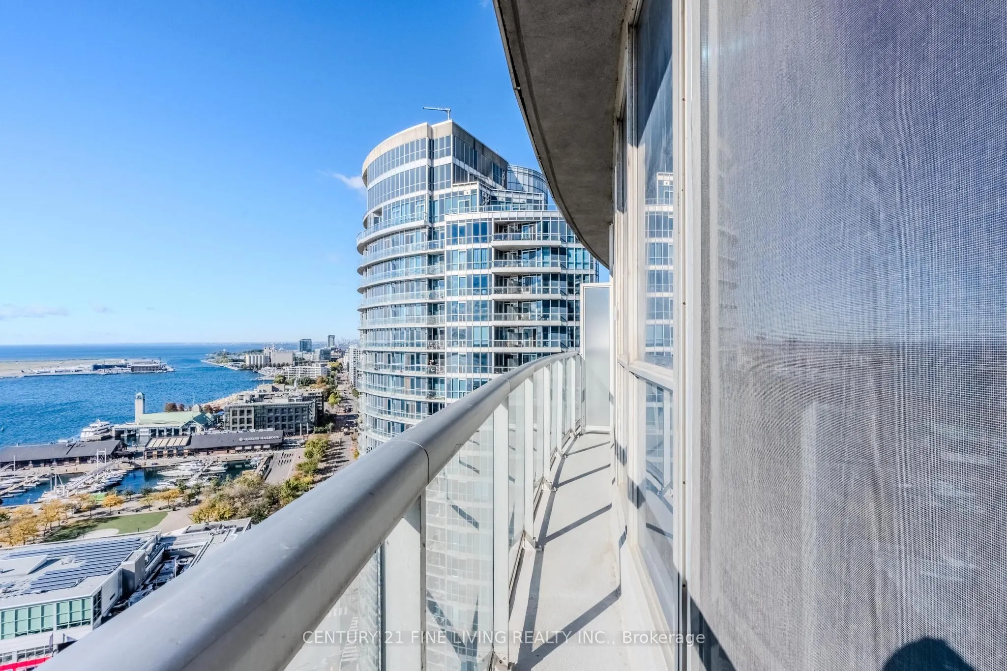 208 Queens Quay W, #2407