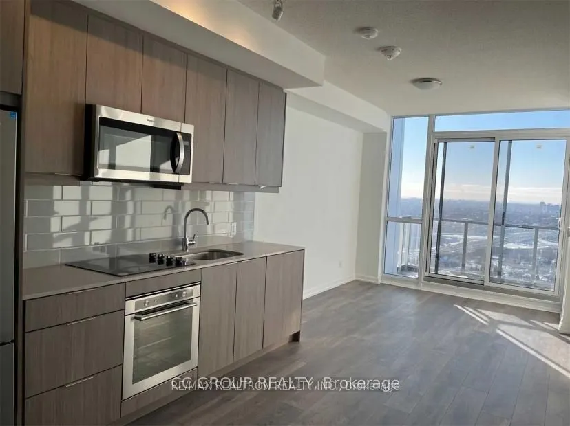 32 Forest Manor Road, #3310
