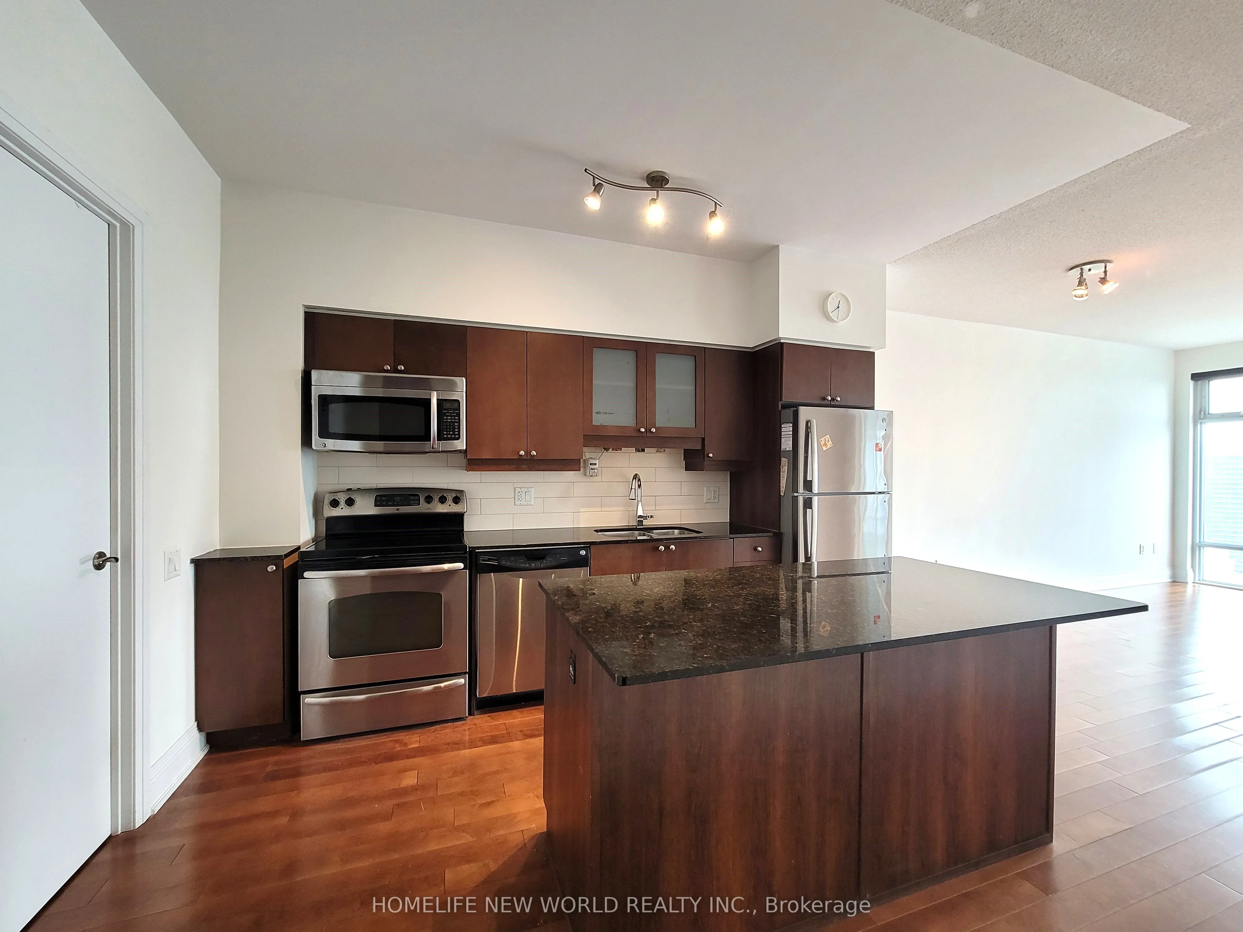 2191 Yonge Street, #3501