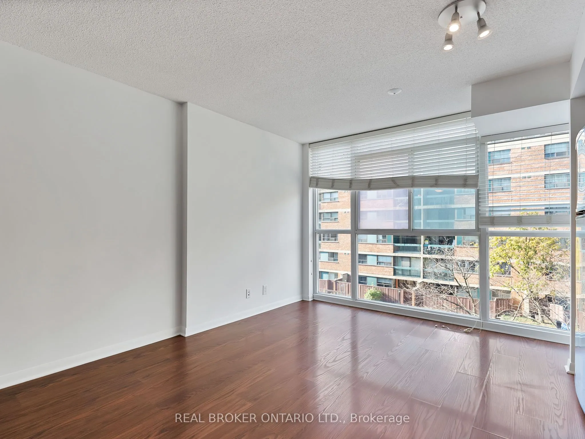 96 St Patrick Street, #511