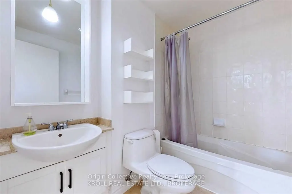 60 Byng Avenue, #812