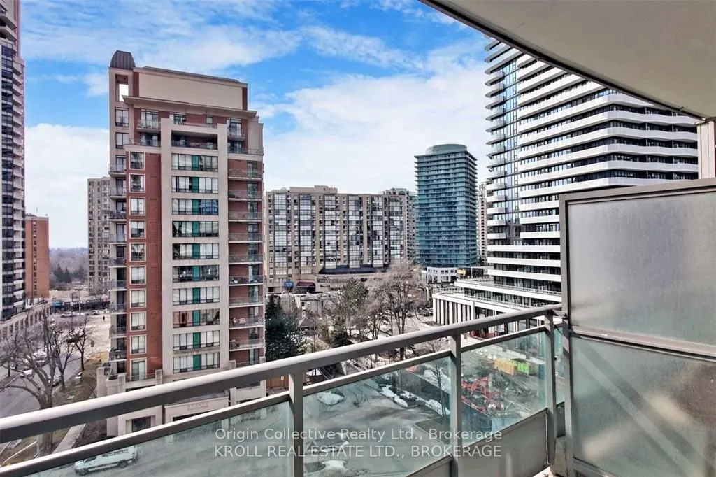 60 Byng Avenue, #812