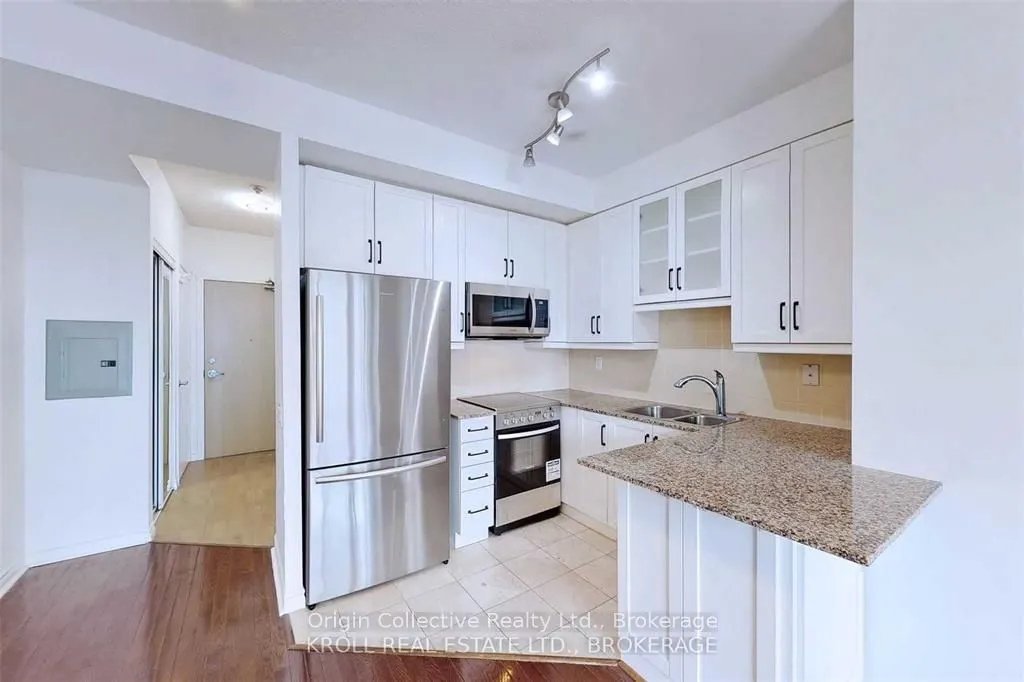 60 Byng Avenue, #812