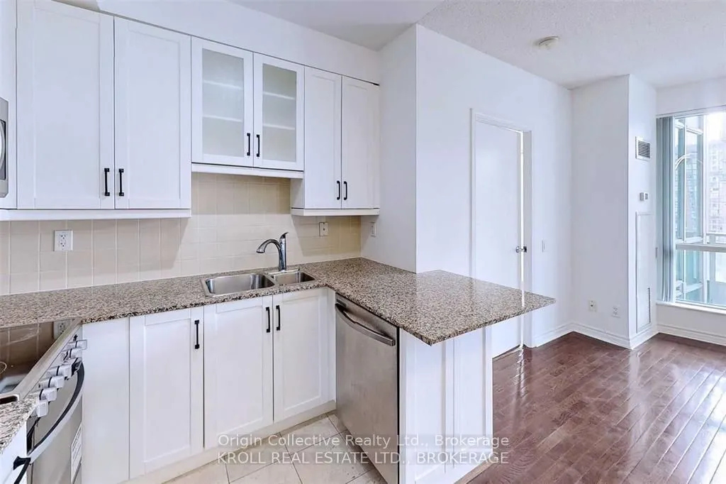 60 Byng Avenue, #812