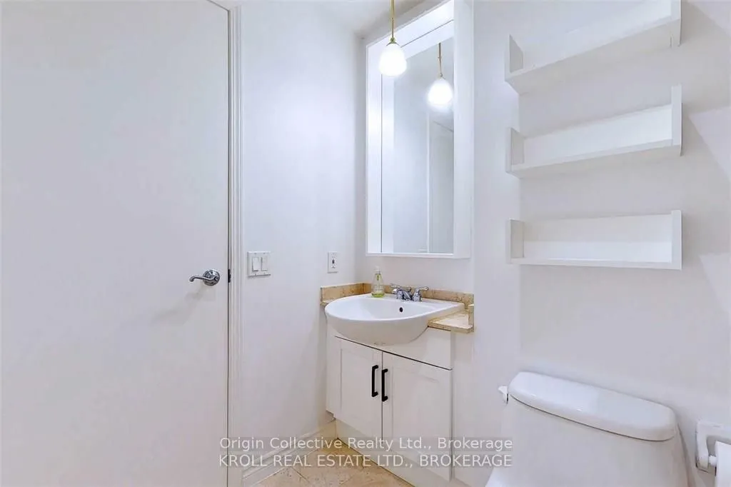 60 Byng Avenue, #812