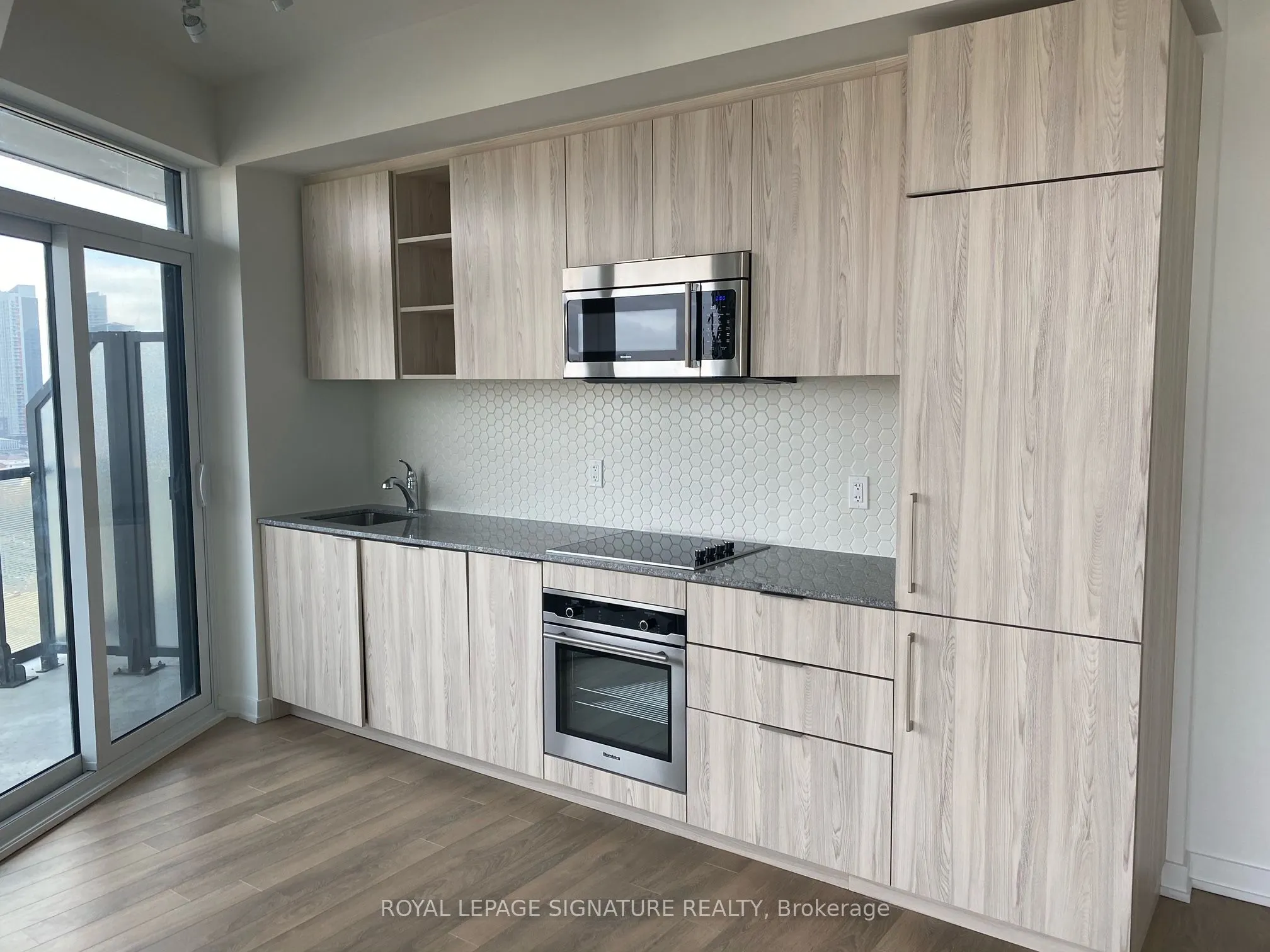 50 Ordnance Street, #1309