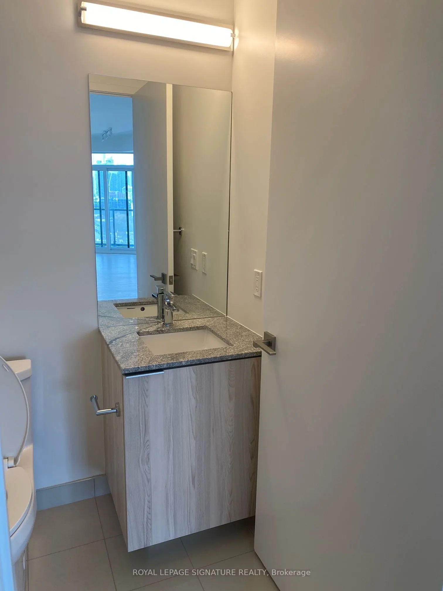50 Ordnance Street, #1309