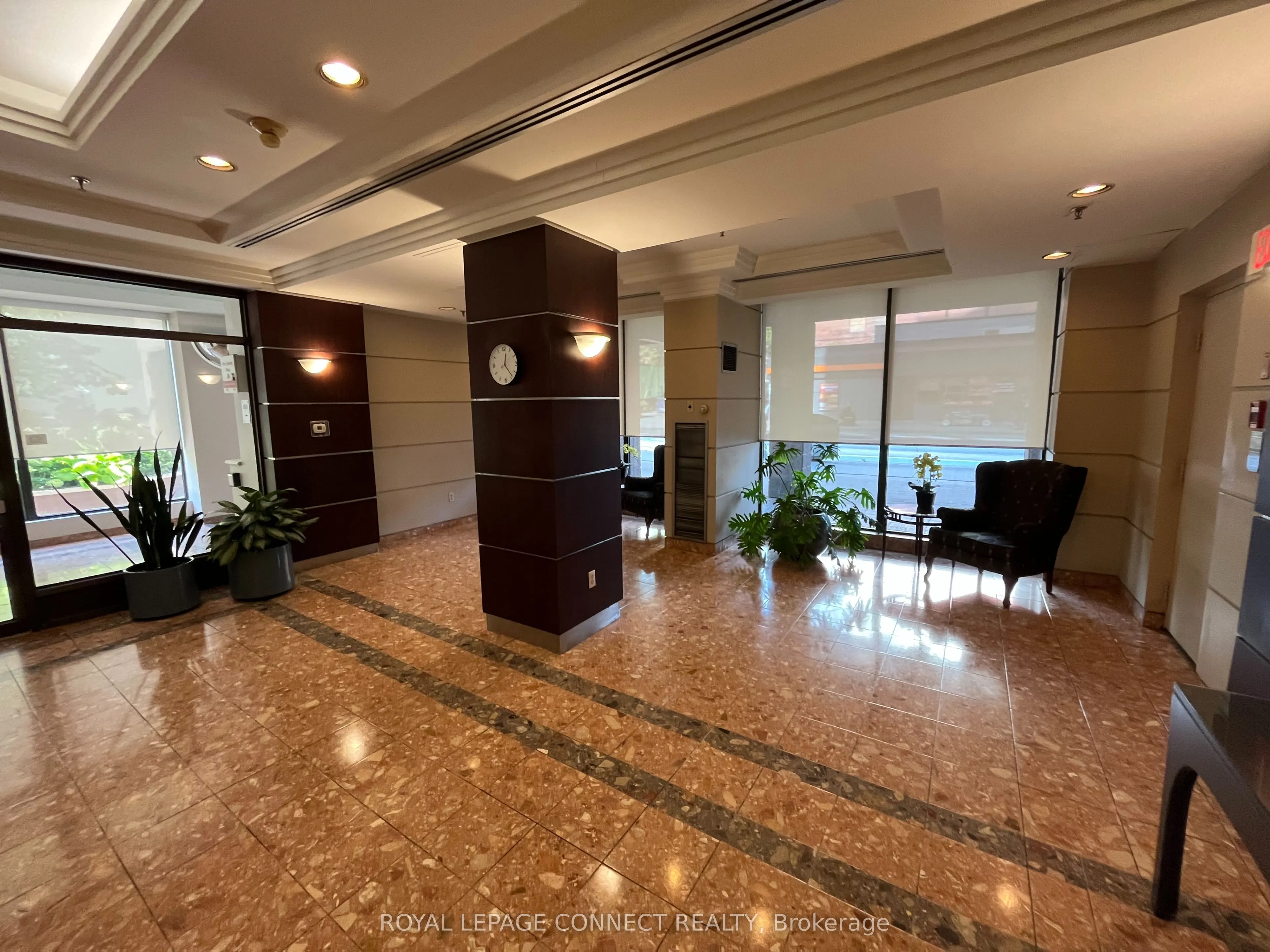 117 Gerrard Street, #601