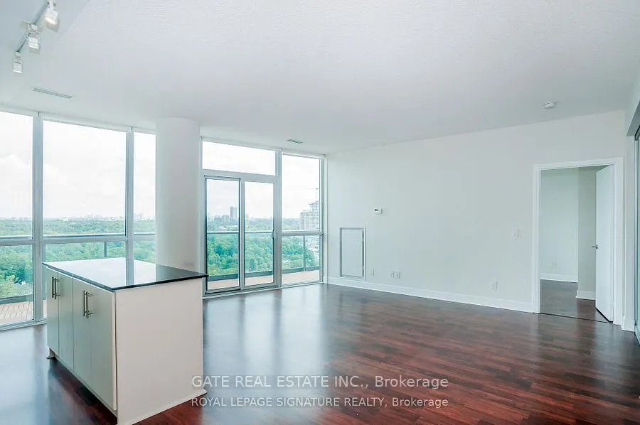 35 Brian Peck Crescent, #Ph5