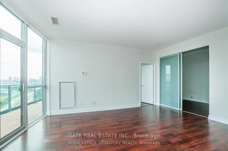 35 Brian Peck Crescent, #Ph5