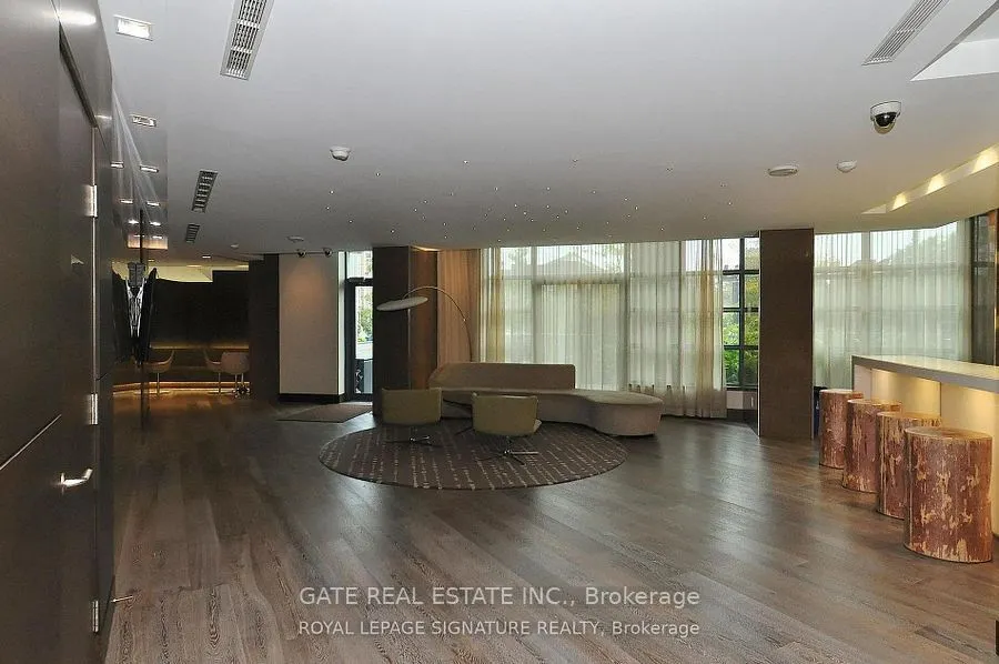 35 Brian Peck Crescent, #Ph5