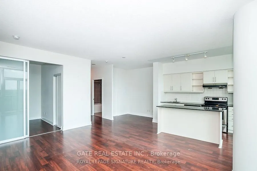 35 Brian Peck Crescent, #Ph5