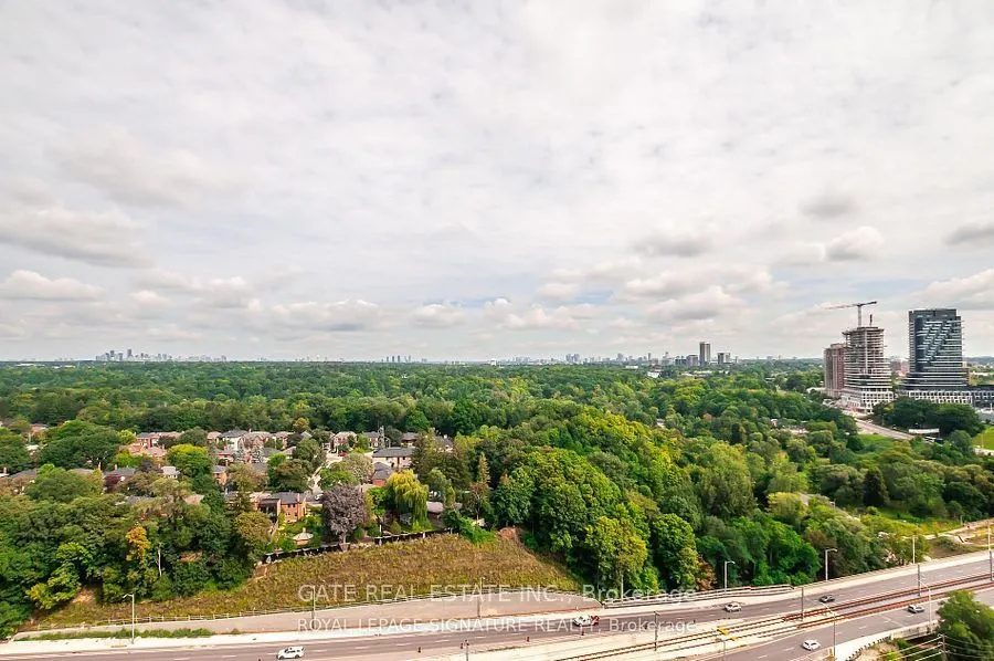 35 Brian Peck Crescent, #Ph5