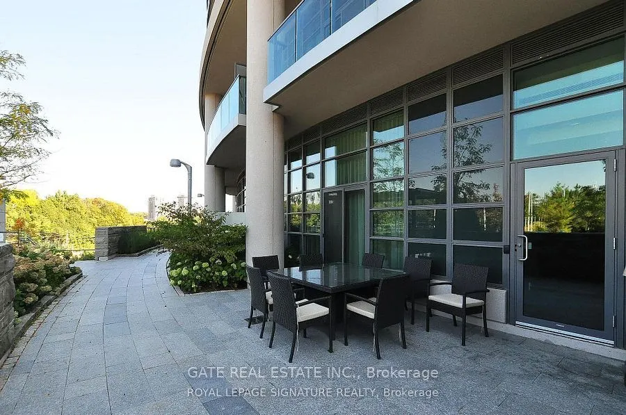 35 Brian Peck Crescent, #Ph5