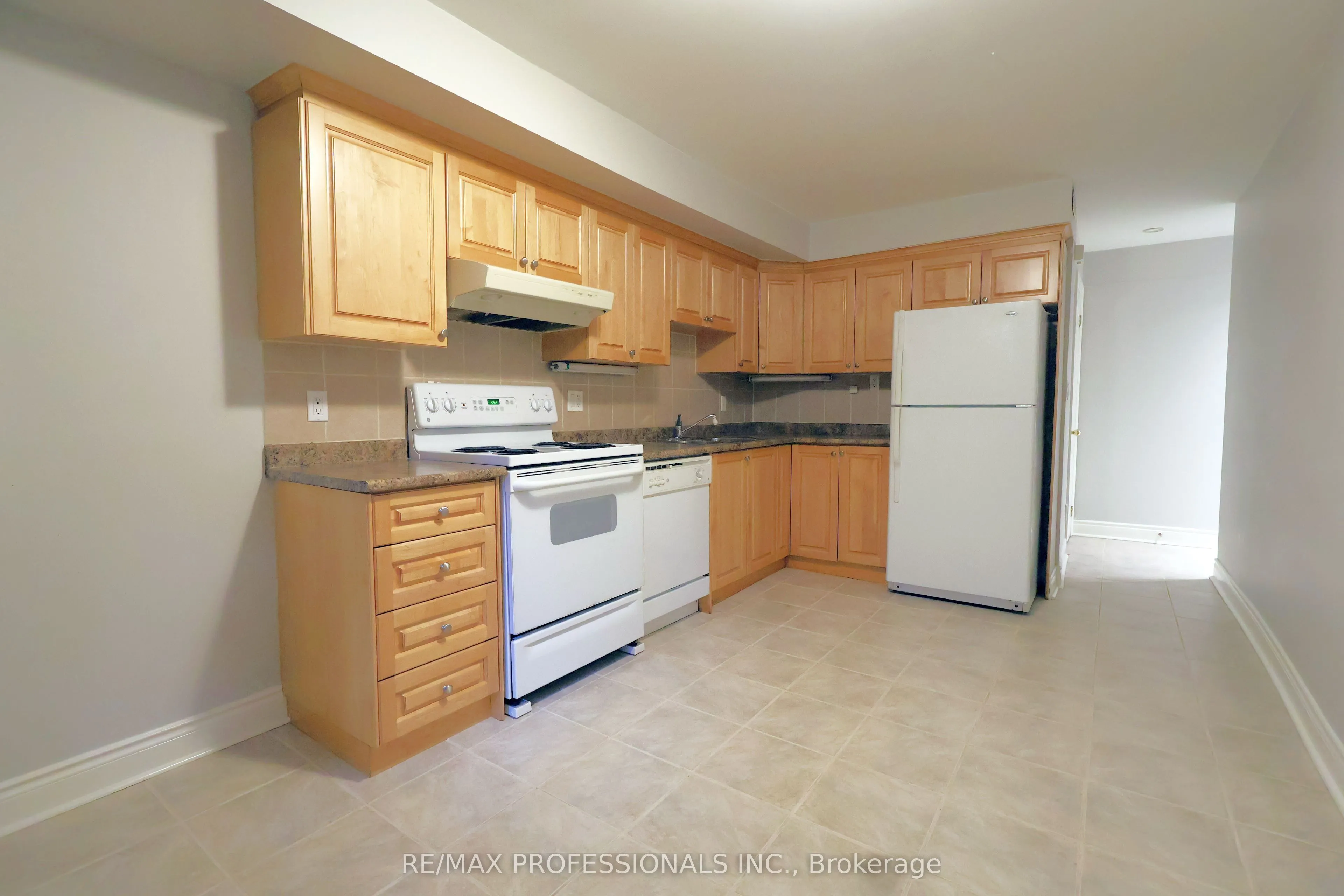 213 Major Street, #Lower