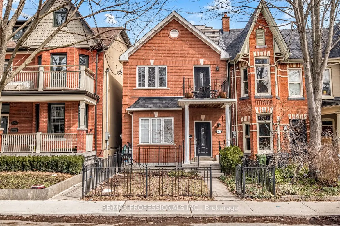 213 Major Street, #Lower