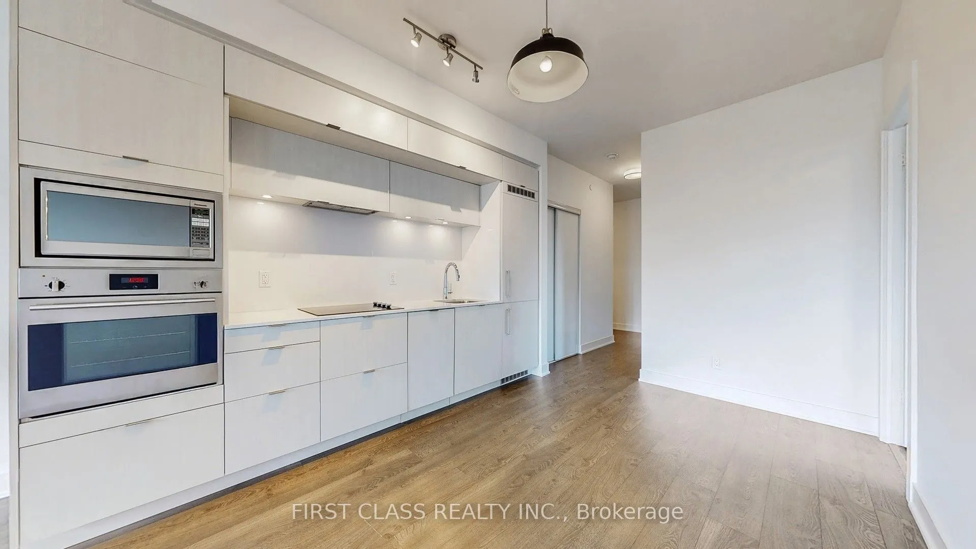 38 Cameron Street, #1019