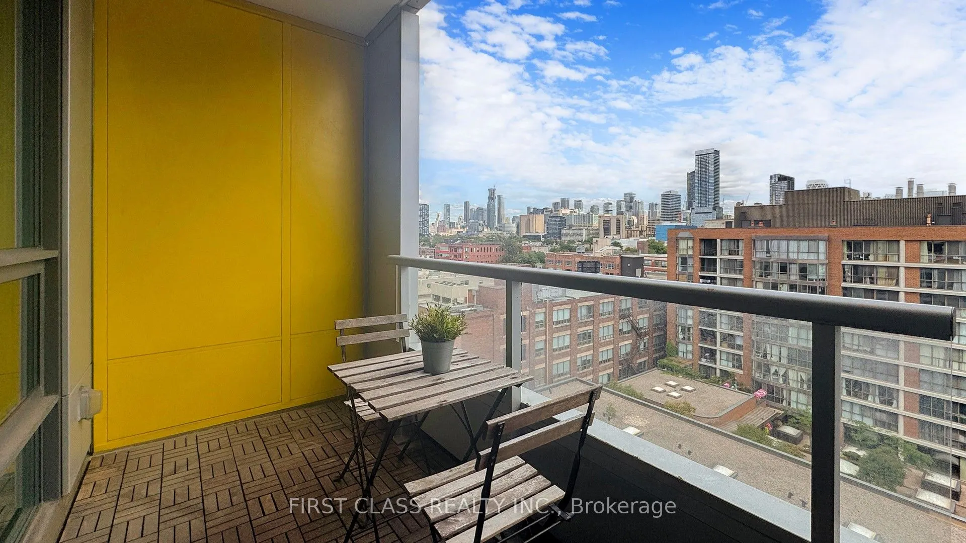 38 Cameron Street, #1019