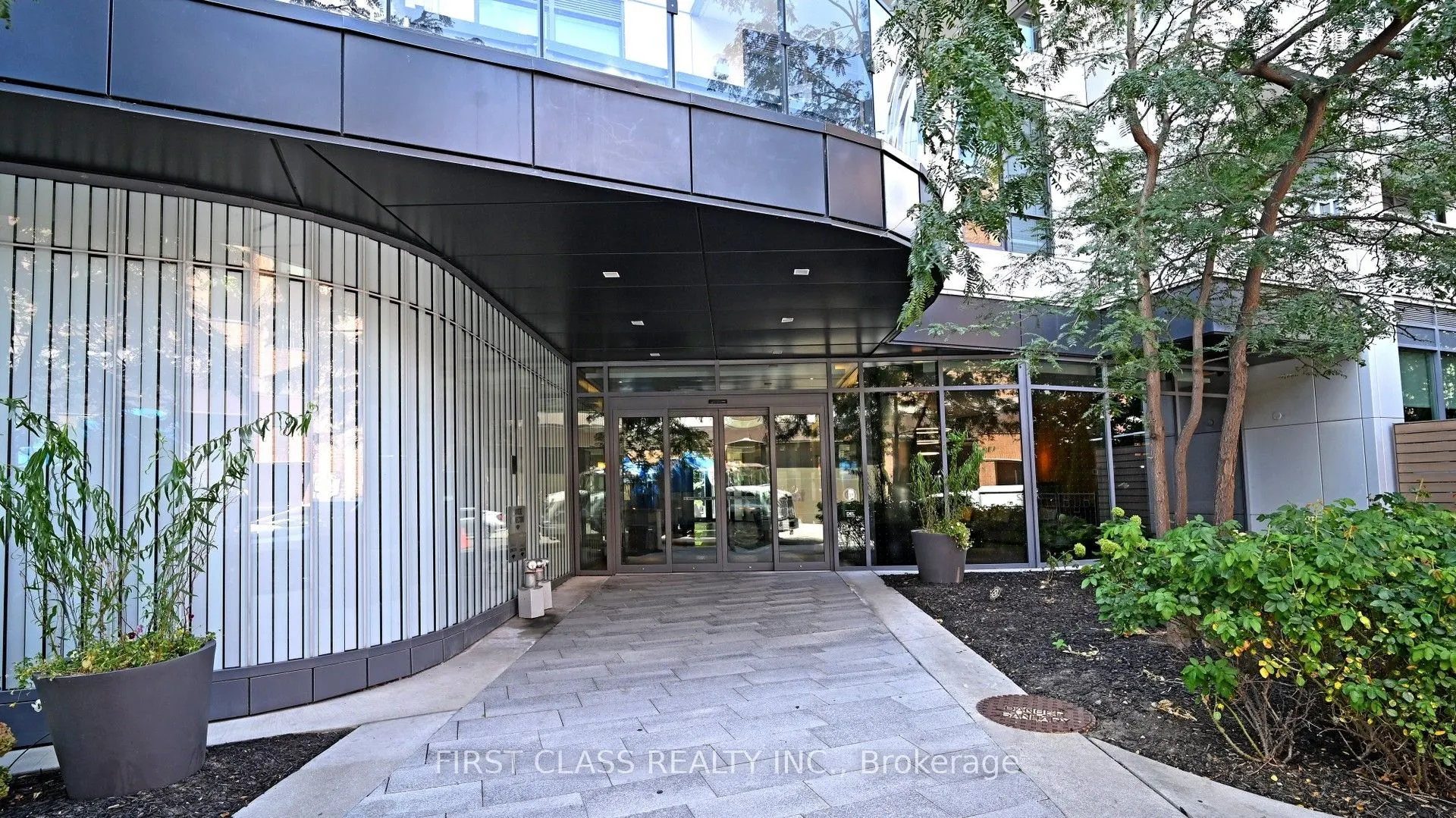 38 Cameron Street, #1019