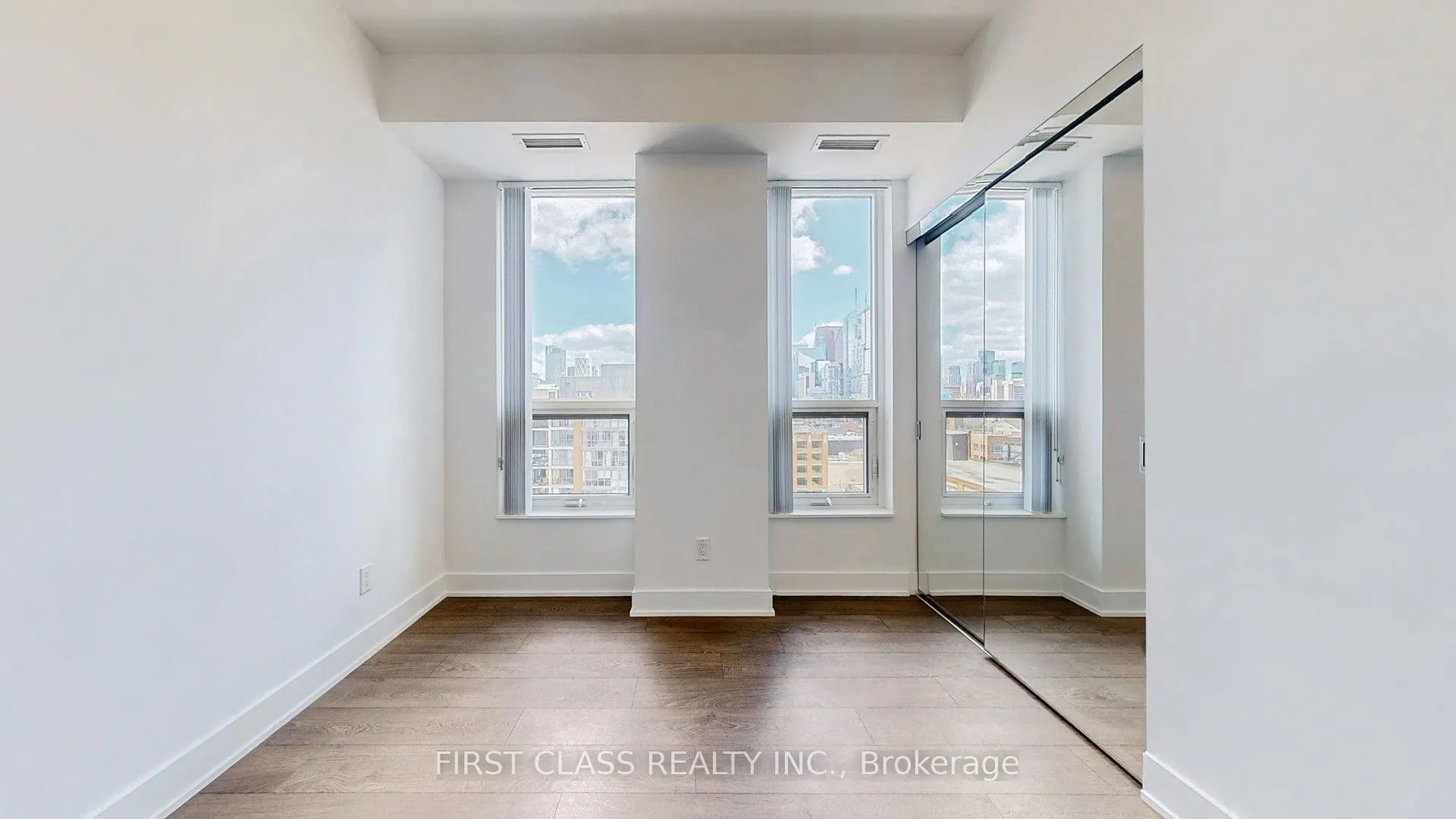 38 Cameron Street, #1019
