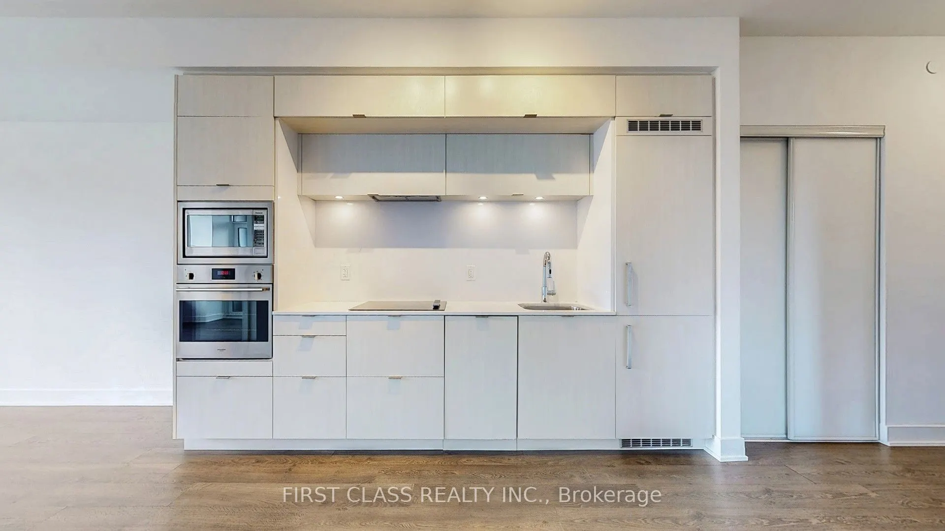 38 Cameron Street, #1019