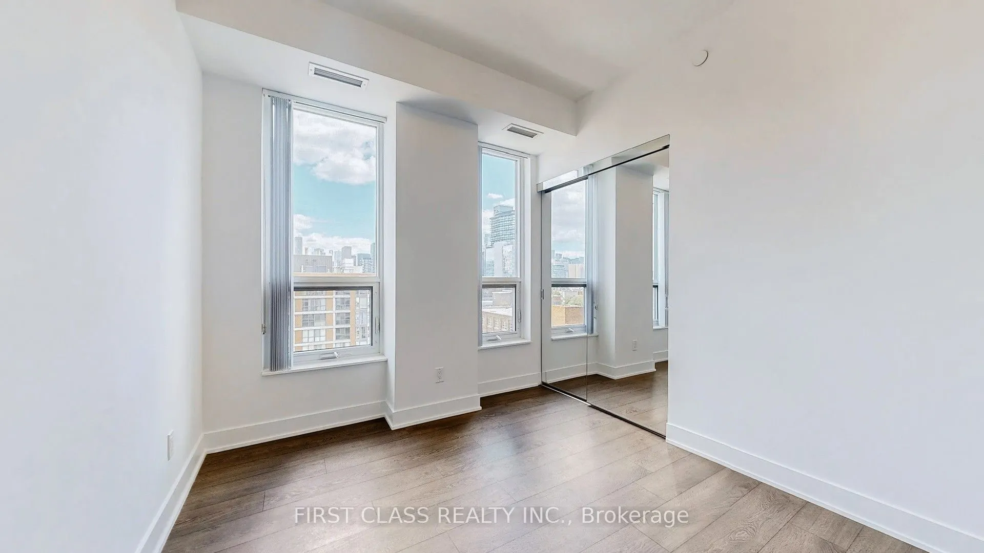 38 Cameron Street, #1019
