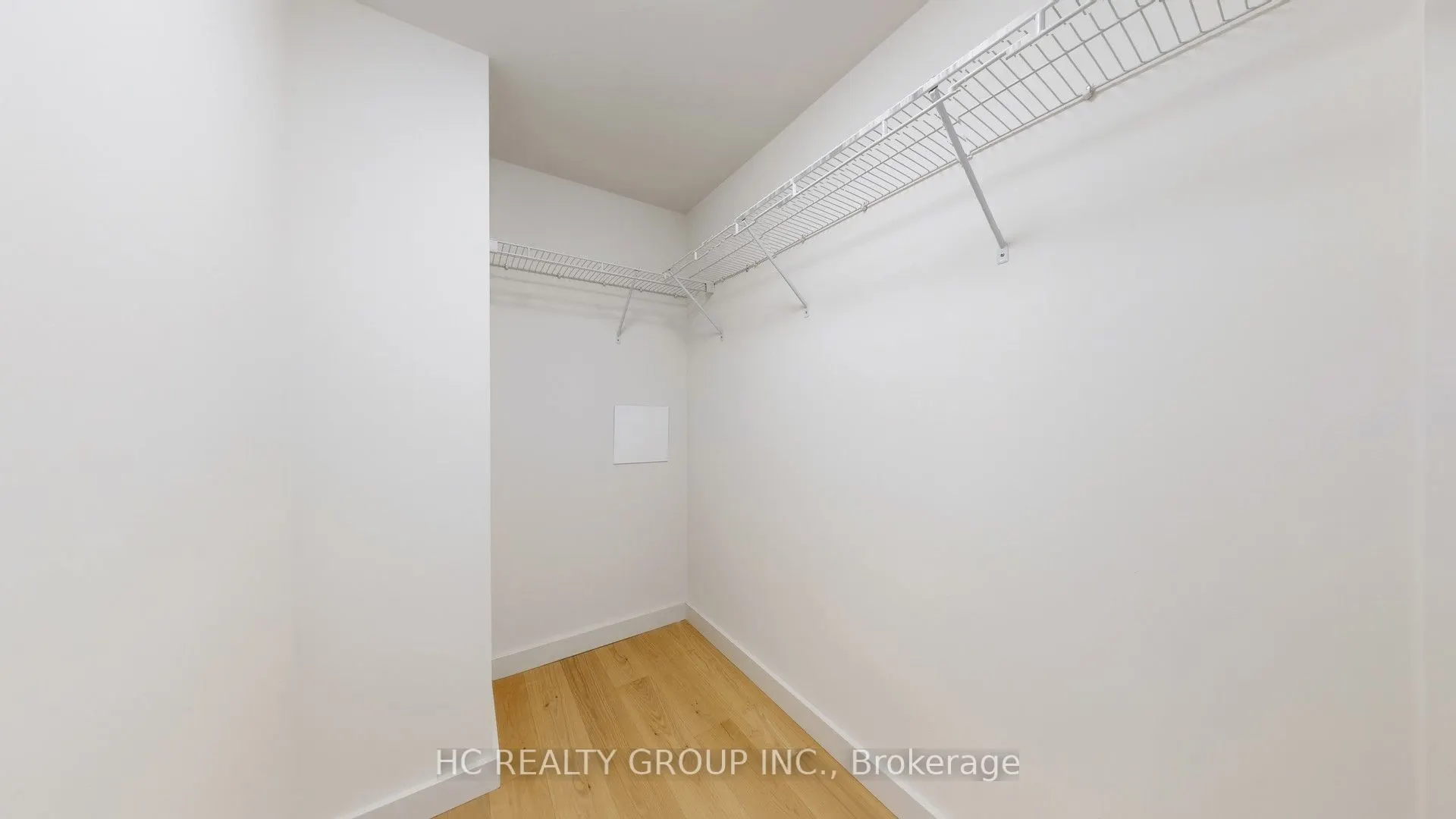 81 Wellesley Street E, #1605