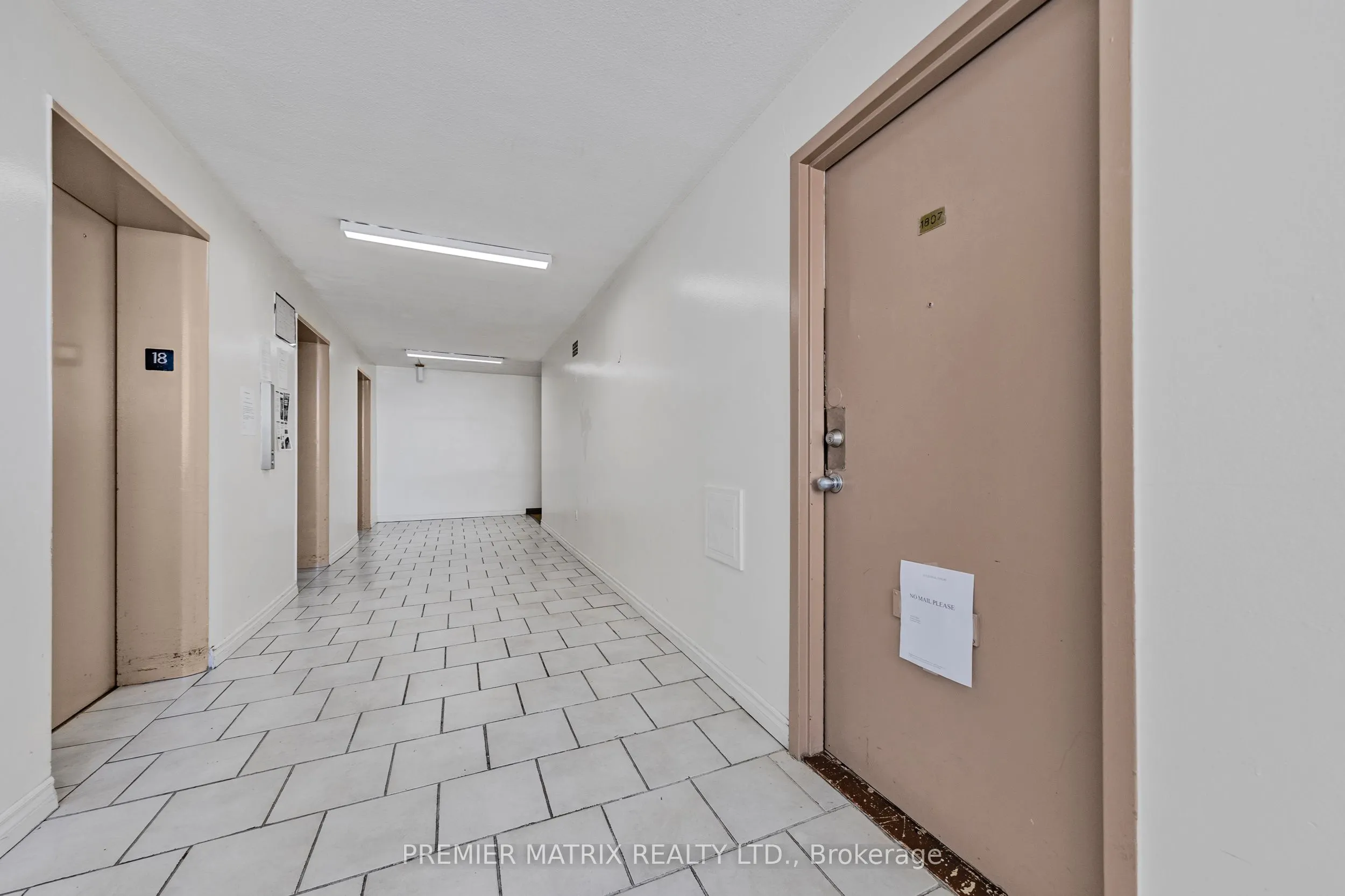 65 Thorncliffe Park Drive, #1807