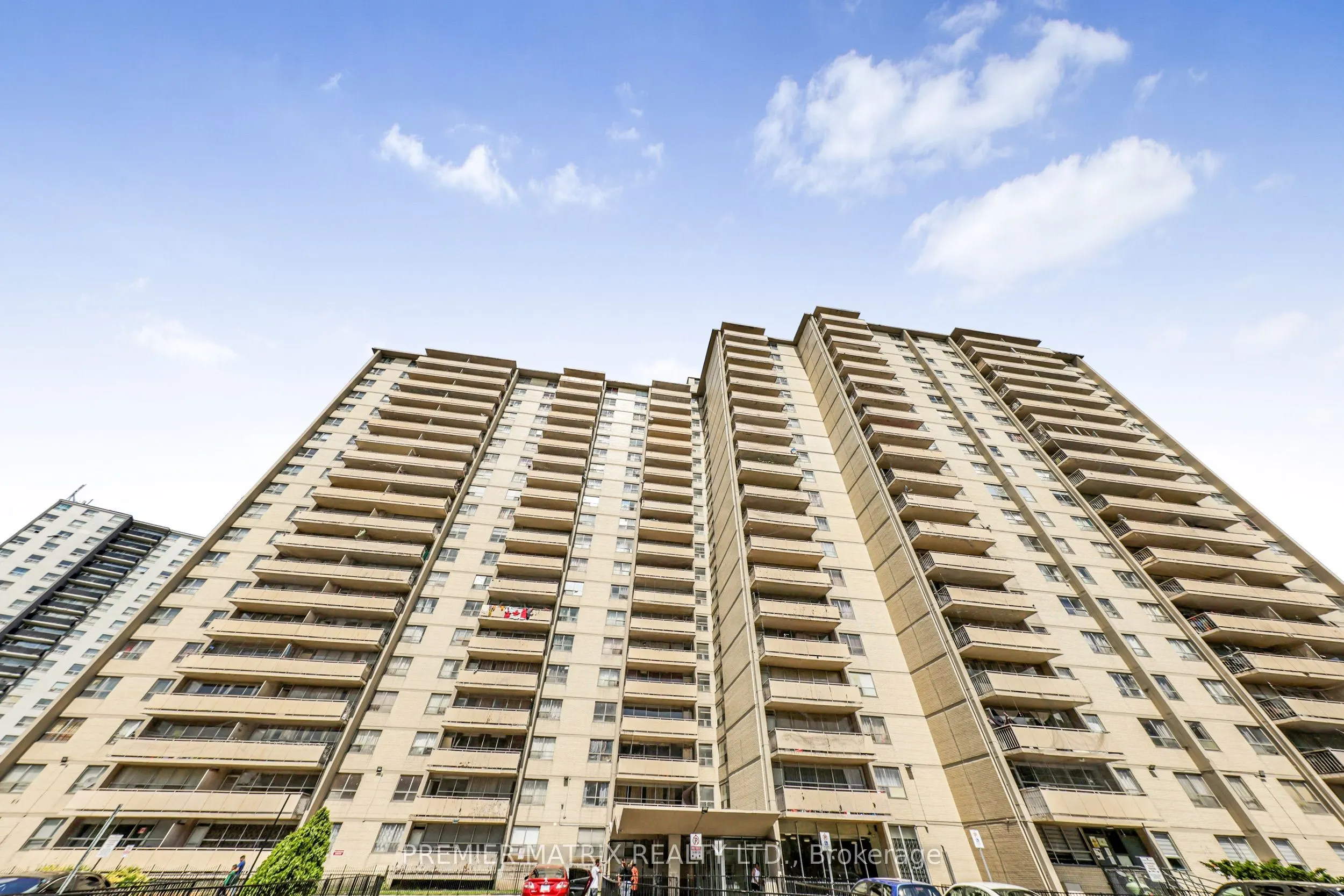 65 Thorncliffe Park Drive, #1807