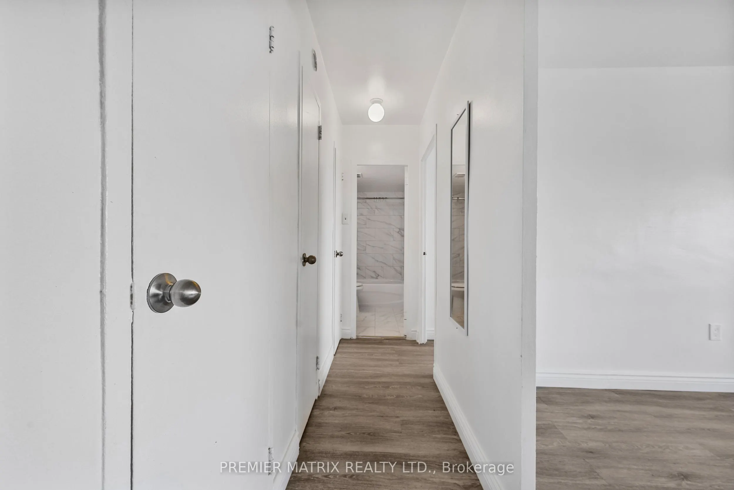 65 Thorncliffe Park Drive, #1807