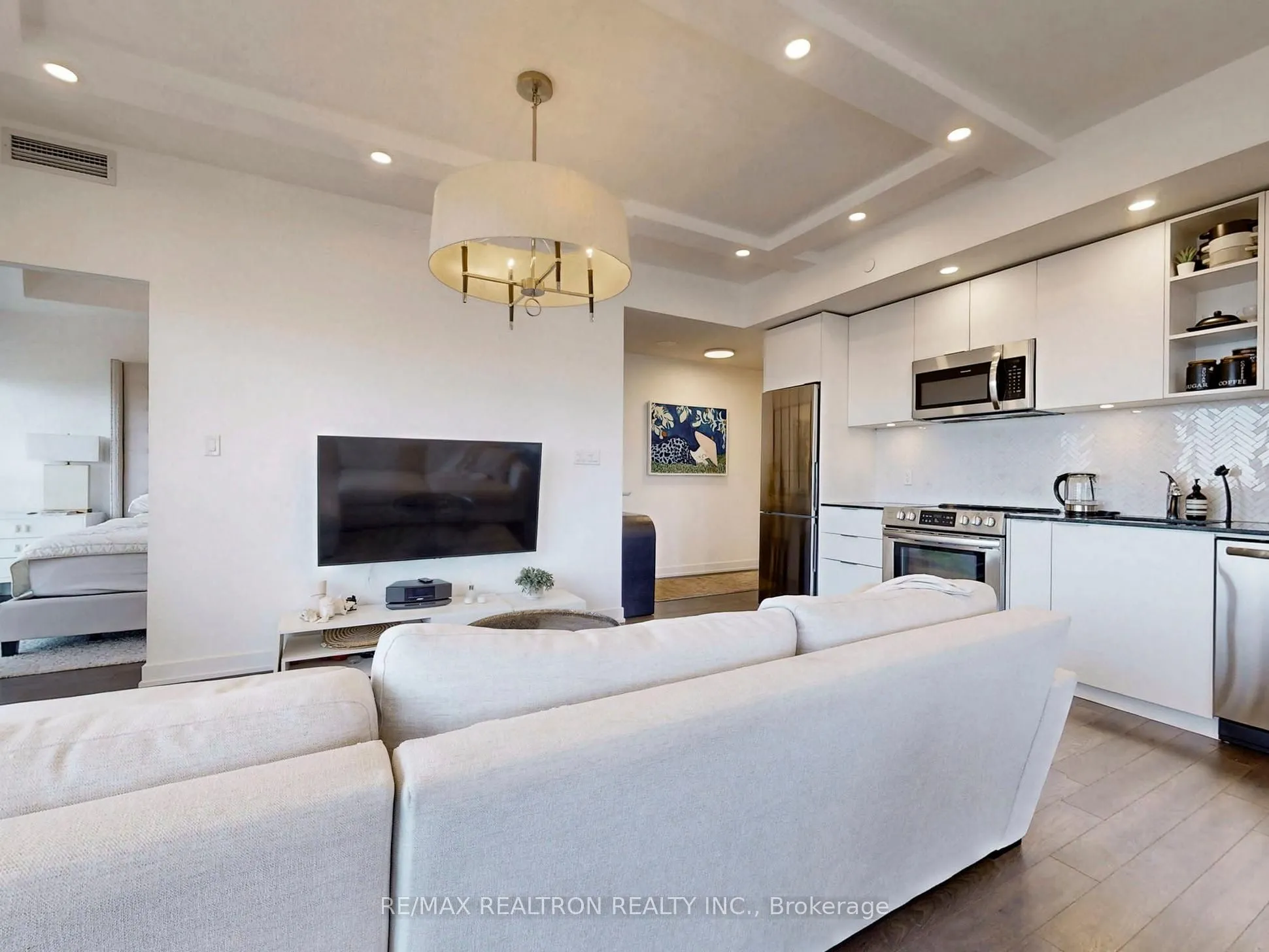 30 Ordnance Street, #1811